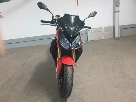 2017 BMW S 1000 R, красный, 1000000 рублей, вид 3