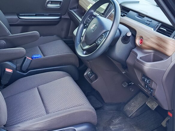 2021 Honda Freed II Рестайлинг, синий, 1750000 рублей - вид 8