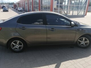 2011 Kia Rio 5-speed III, серый, 680000 рублей, вид 5