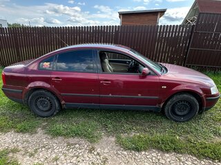 1998 Volkswagen Passat B5, красный, 350000 рублей, вид 2