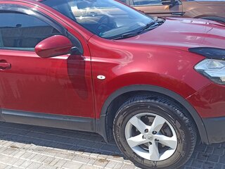 2010 Nissan Qashqai I Рестайлинг, красный, 1310000 рублей, вид 3