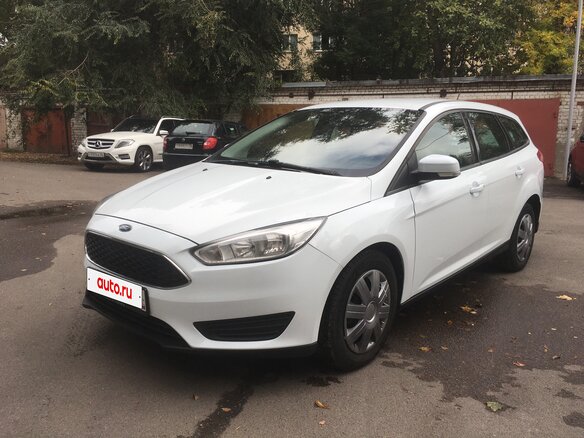 2018 Ford Focus III Рестайлинг, белый, 1090000 рублей
