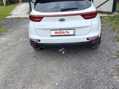 2020 Kia Sportage IV Рестайлинг, белый, 2000000 рублей, вид 2