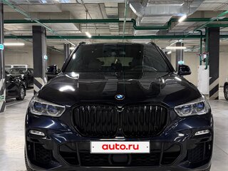 2020 BMW X5 M50d IV (G05/G18), чёрный, 7250000 рублей, вид 2