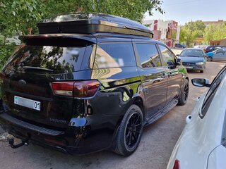 2017 Kia Carnival III, чёрный, 1999000 рублей, вид 5