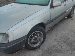 1990 Opel Omega A, серебристый, 100000 рублей, вид 1