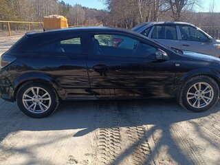 2007 Opel Astra GTC H Рестайлинг, чёрный, 500000 рублей, вид 4