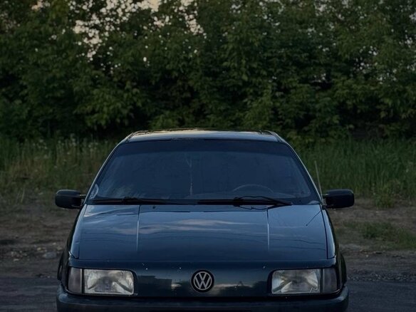 1990 Volkswagen Passat B3, синий - вид 8