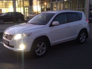 2011 Toyota RAV4 III (XA30) Рестайлинг, белый, 1560000 рублей, вид 3
