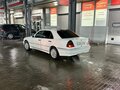 1999 Mercedes-Benz C-Класс 230 I (W202) Рестайлинг, белый, 500000 рублей - вид 6