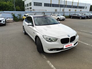 2011 BMW 5 серии Gran Turismo 535d xDrive VI (F10/F11/F07), белый, 2100000 рублей, вид 2
