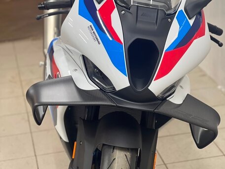 2025 BMW M 1000 RR, белый, 3199999 рублей, вид 3