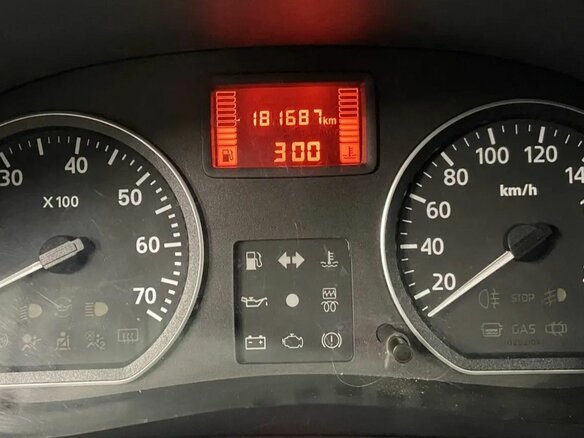 2012 Renault Sandero Stepway I, чёрный - вид 12
