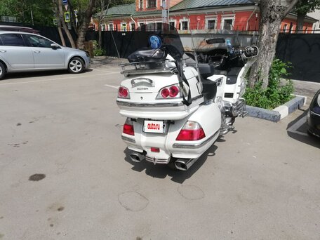 2010 Honda GL 1800 Gold Wing, белый, 1850000 рублей, вид 2
