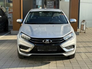 2026 Lada (ВАЗ) Vesta I Рестайлинг (NG), серебристый, 1705000 рублей, вид 2