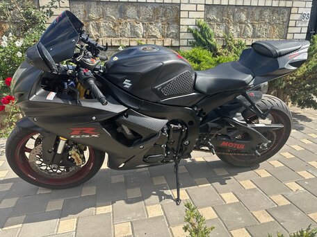 2017 Suzuki GSX-R 750, чёрный, 1100000 рублей, вид 2