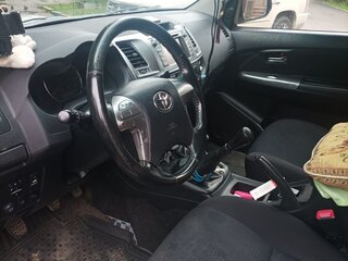 2014 Toyota Hilux VII Рестайлинг, серебристый, 2250000 рублей, вид 5