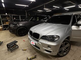 2007 BMW X5 3.0d II (E70), серебристый, 2200000 рублей, вид 1
