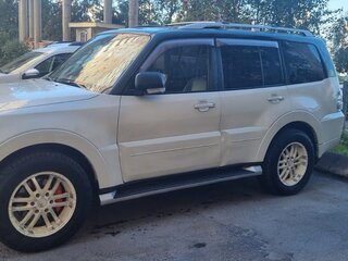 2011 Mitsubishi Pajero IV Рестайлинг 1, белый, 2200000 рублей, вид 4
