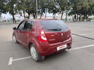 2011 Renault Sandero I, красный, 510000 рублей, вид 2
