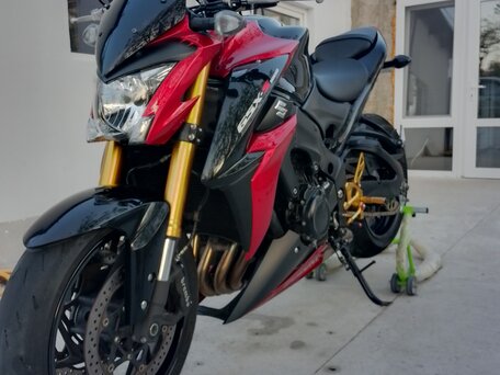 2016 Suzuki GSX-S 1000, красный, 950000 рублей, вид 2