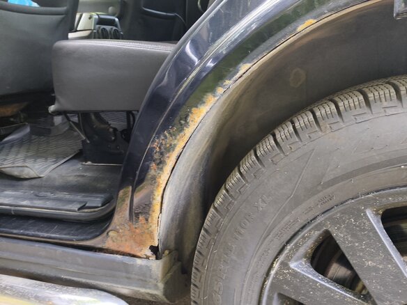 2006 Land Rover Discovery III, чёрный, 1000000 рублей - вид 16