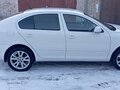 2011 Skoda Octavia II (A5) Рестайлинг, белый, 799000 рублей - вид 2