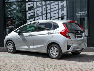 2016 Honda Fit III, серебристый, 969000 рублей, вид 2