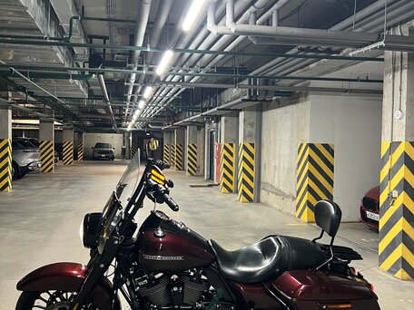 2019 Harley-Davidson Road King Special, красный, 1950000 рублей, вид 1