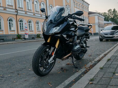 2018 BMW R 1200 RS, чёрный, 1000000 рублей, вид 1