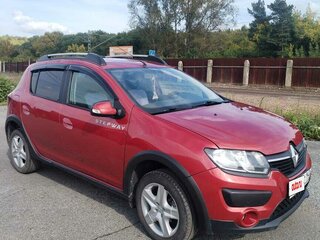 2015 Renault Sandero Stepway II, красный, 850000 рублей, вид 3