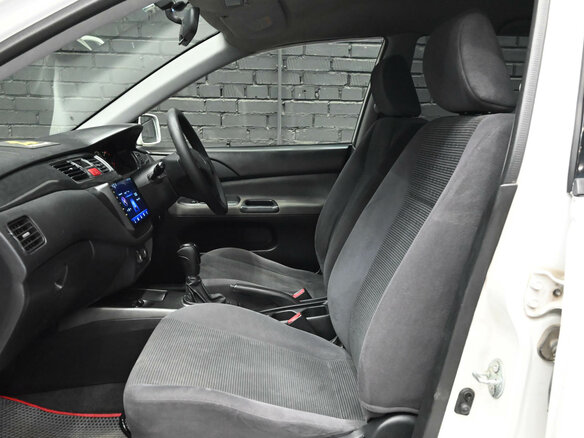2003 Mitsubishi Lancer IX, белый - вид 15