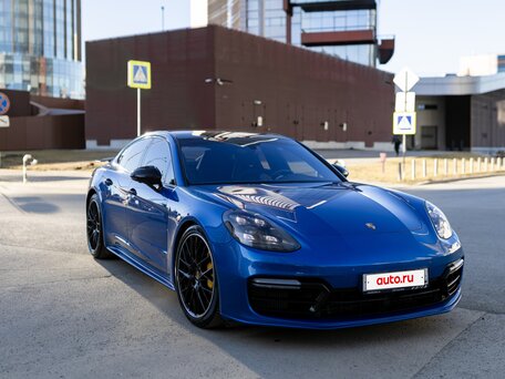 2017 Porsche Panamera Turbo II, синий, 7600000 рублей, вид 3