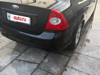 2009 Ford Focus II Рестайлинг, чёрный, 490000 рублей, вид 4