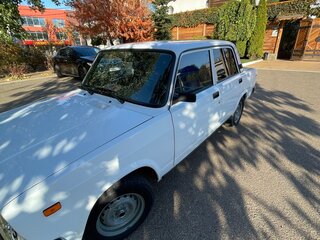 2005 Lada (ВАЗ) 2107, белый, 210000 рублей, вид 2