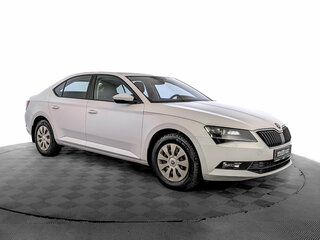 2019 Skoda Superb III, белый, 2140000 рублей, вид 3
