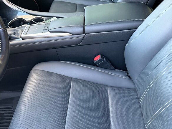 2021 Lexus RX 300 IV Рестайлинг, чёрный, 6000000 рублей - вид 11
