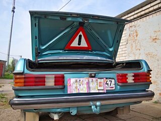 1984 Mercedes-Benz W123 300, зелёный, 1400000 рублей, вид 3