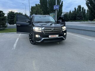2016 Toyota Land Cruiser 200 Series Рестайлинг 2, чёрный, 6700000 рублей, вид 2
