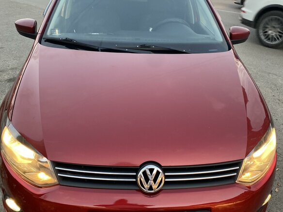 2012 Volkswagen Polo V, красный, 810000 рублей