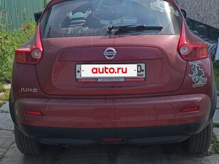 2011 Nissan Juke I, красный, 700000 рублей, вид 2