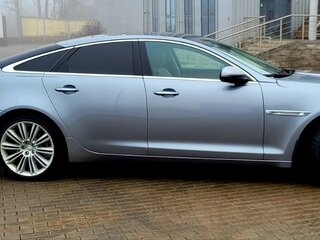 2011 Jaguar XJ IV (X351), серый, 1700000 рублей, вид 4