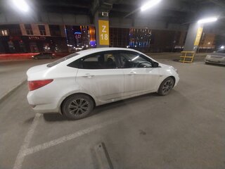 2013 Hyundai Solaris I, белый, 450000 рублей, вид 3