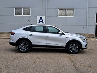 2021 Renault Arkana I, серый, 1360000 рублей, вид 4