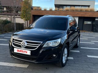 2009 Volkswagen Tiguan I, чёрный, 1050000 рублей, вид 1