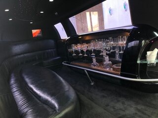 2004 Lincoln Town Car III Рестайлинг, белый, 600000 рублей, вид 4