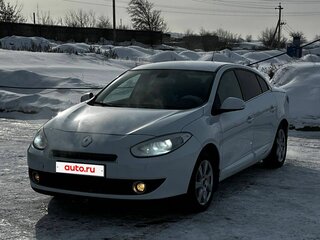 2011 Renault Fluence I, белый, 890000 рублей, вид 2