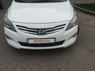 2014 Hyundai Solaris I Рестайлинг, белый, 800000 рублей, вид 1