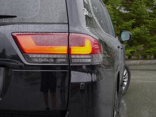 2021 Toyota Land Cruiser 300 Series, чёрный, 12600000 рублей, вид 5