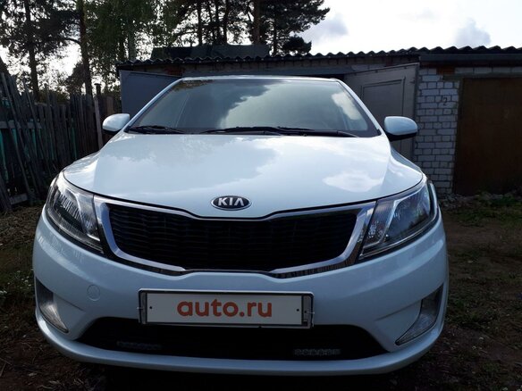 2013 Kia Rio III, белый, 970000 рублей - вид 1